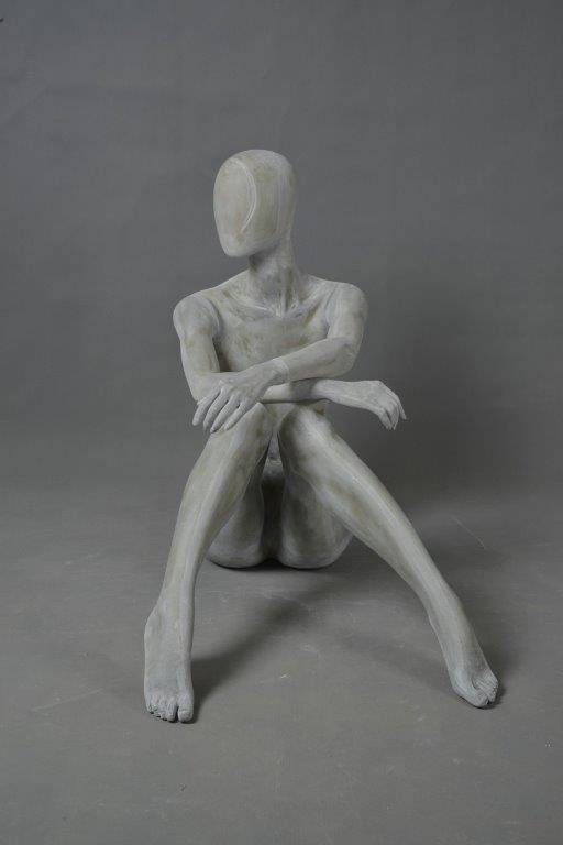 RAW WOMAN MANNEQUIN