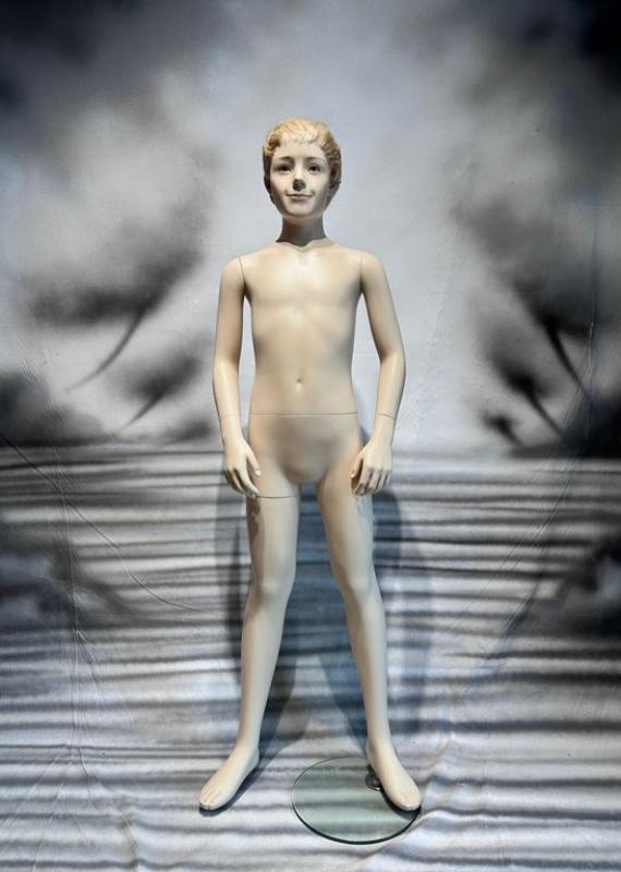 NATURAL TEEN-AGER MANNEQUIN