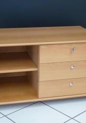 3-DRAWER CHEST WITH SHELF